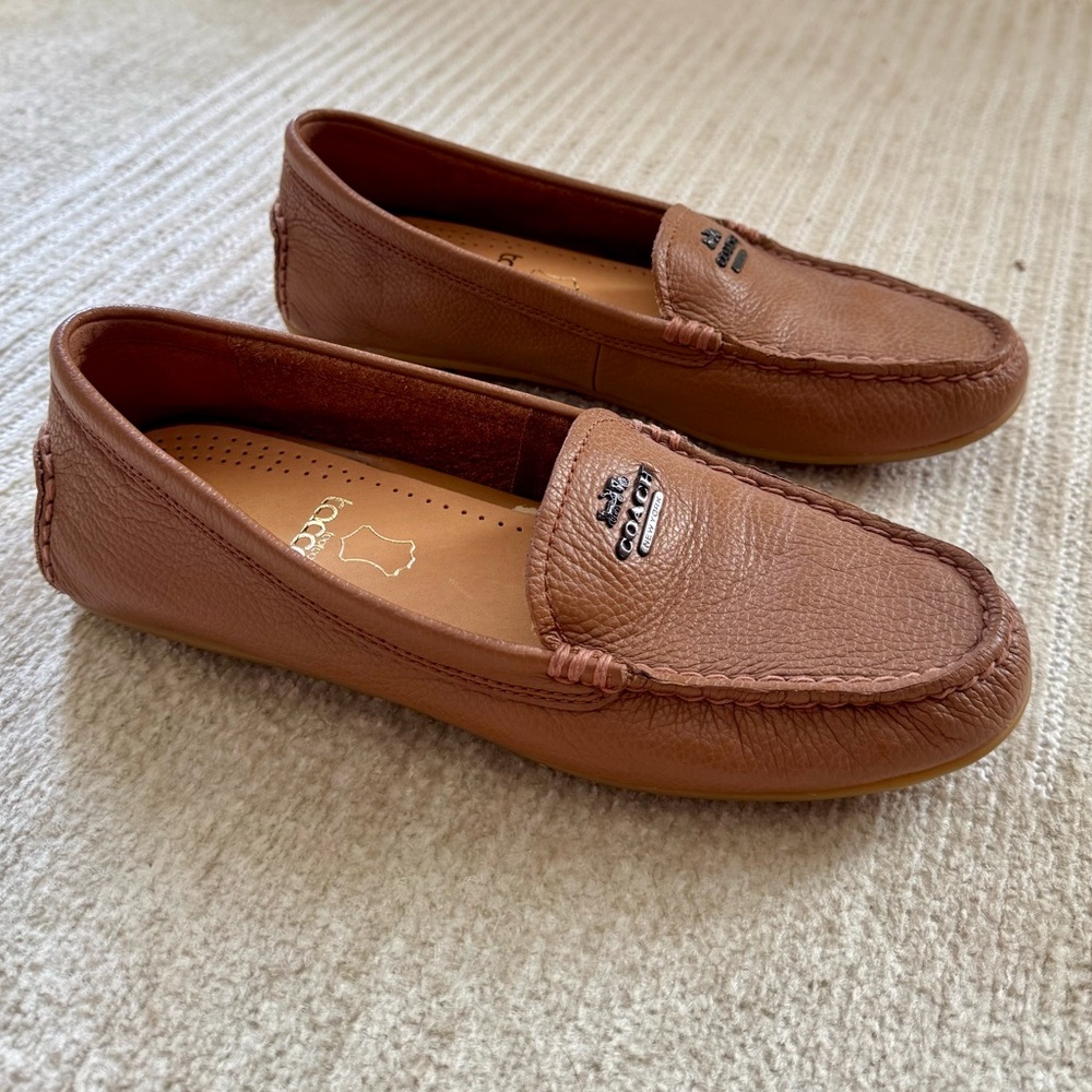 Coach Tan Leather Mary Lock Up Driver Loafers, Women’s size 8, great condition